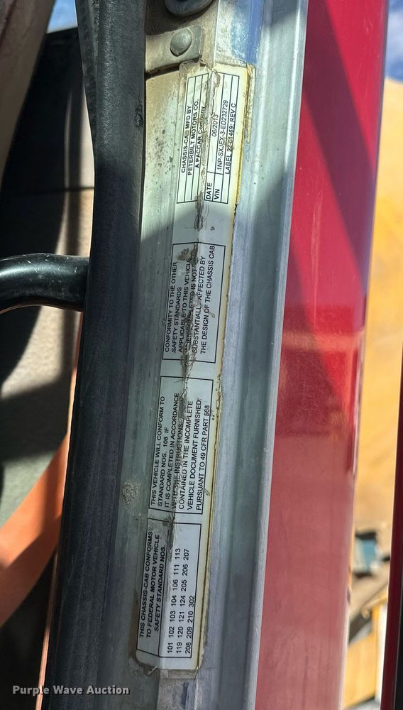 image for item DW5067 2014 Peterbilt 365 ready mix truck