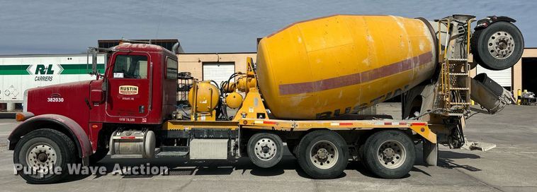 image for item DW5068 2013 Peterbilt 365 ready mix truck