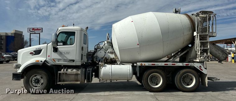 image for item DW5069 2015 Peterbilt 567 ready mix truck