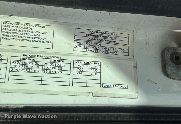 image for item DW5069 2015 Peterbilt 567 ready mix truck