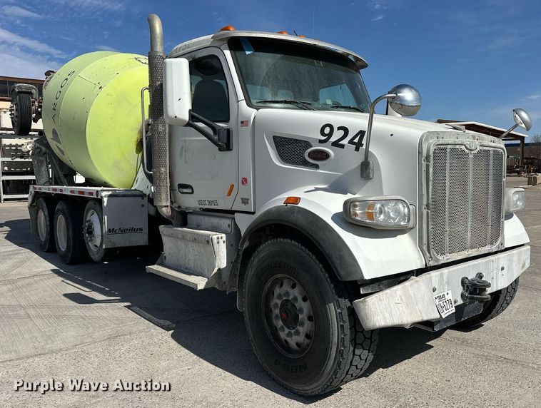 image for item DW5070 2017 Peterbilt 567 ready mix truck