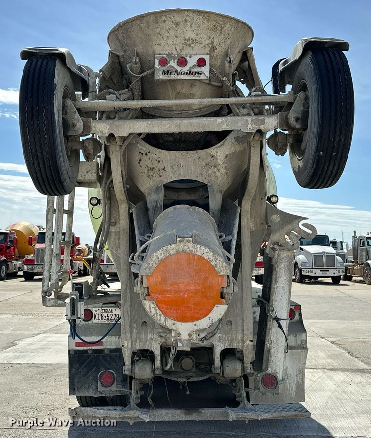 image for item DW5070 2017 Peterbilt 567 ready mix truck