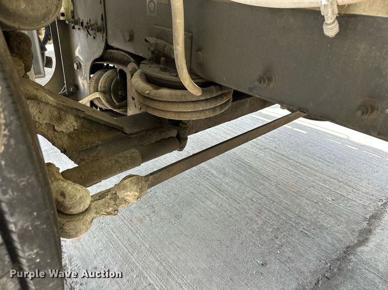 image for item DW5070 2017 Peterbilt 567 ready mix truck