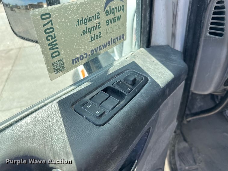 image for item DW5070 2017 Peterbilt 567 ready mix truck