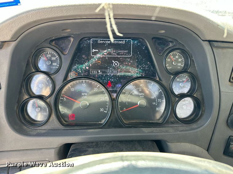 image for item DW5070 2017 Peterbilt 567 ready mix truck