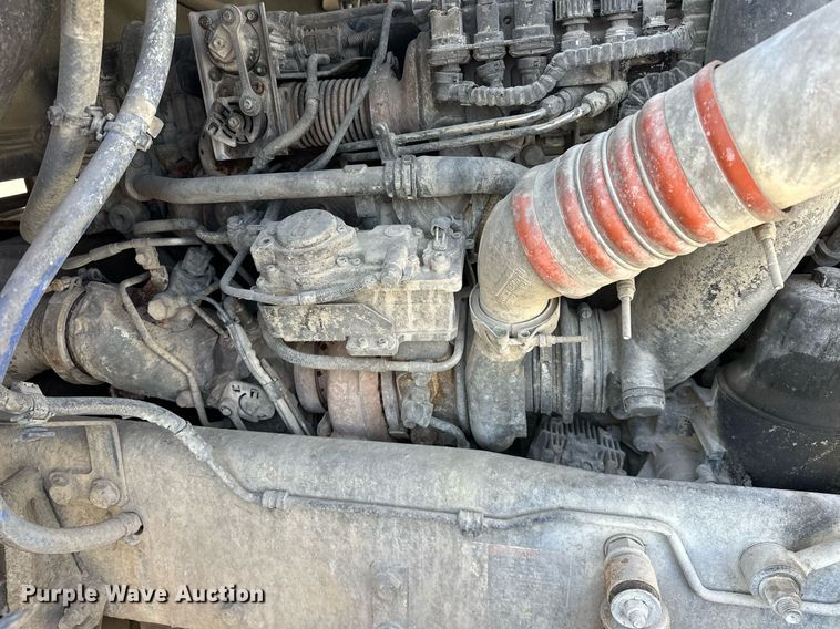 image for item DW5070 2017 Peterbilt 567 ready mix truck