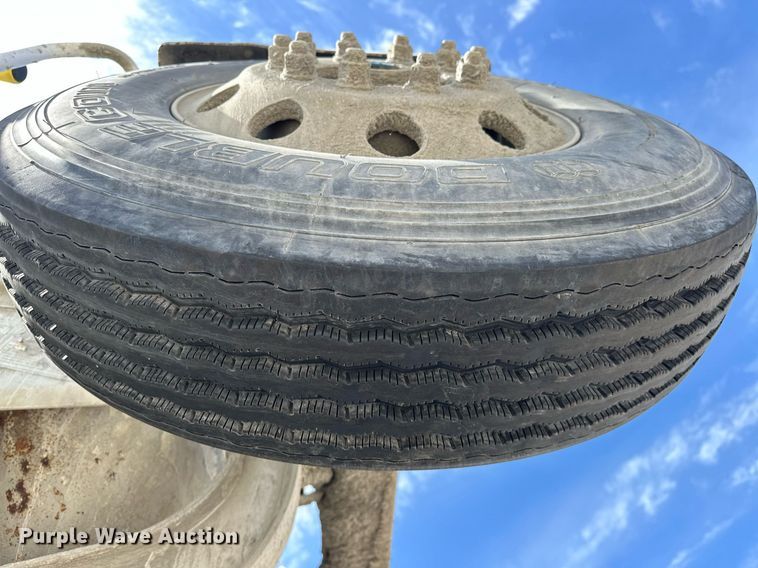 image for item DW5070 2017 Peterbilt 567 ready mix truck