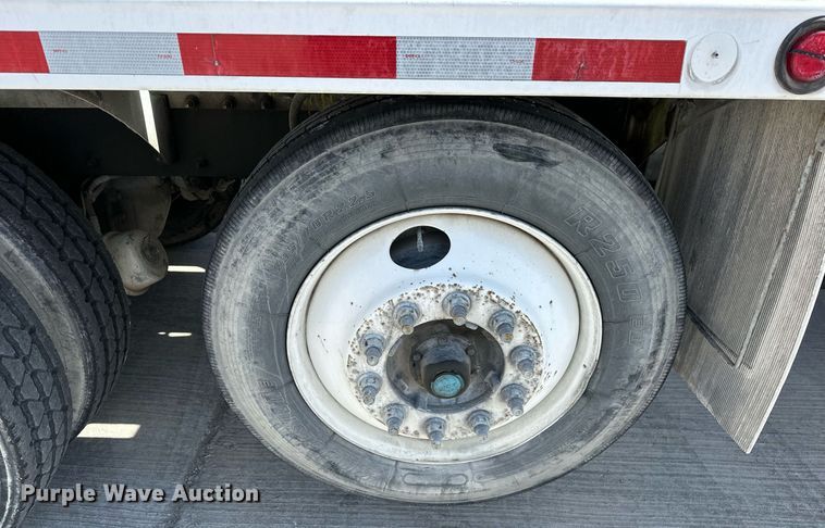 image for item DW5070 2017 Peterbilt 567 ready mix truck