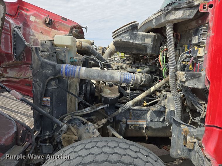 image for item DW5072 2016 Peterbilt 567 ready mix truck