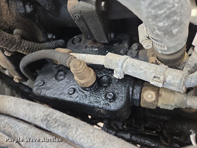 image for item DW5072 2016 Peterbilt 567 ready mix truck