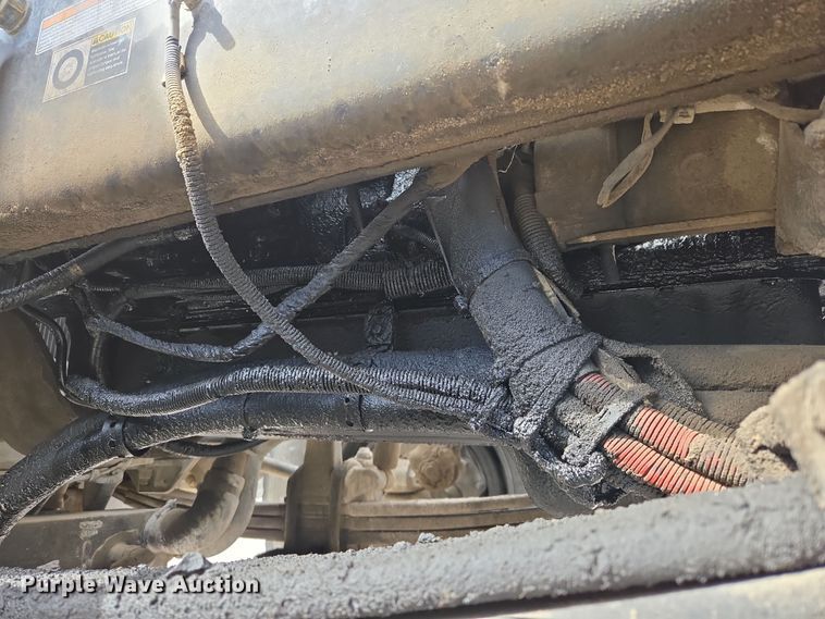 image for item DW5072 2016 Peterbilt 567 ready mix truck