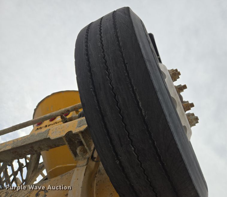 image for item DW5072 2016 Peterbilt 567 ready mix truck