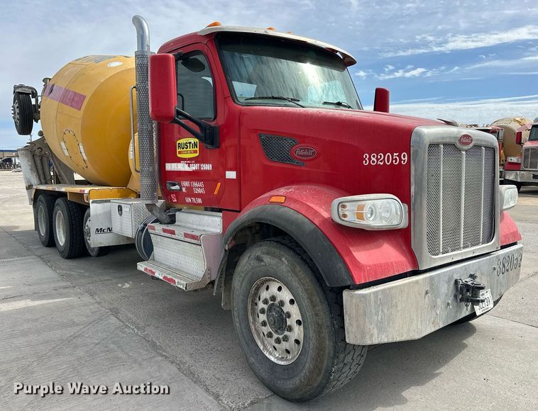 image for item DW5073 2019 Peterbilt 567 ready mix truck