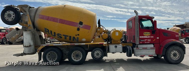 image for item DW5073 2019 Peterbilt 567 ready mix truck