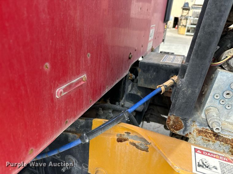 image for item DW5073 2019 Peterbilt 567 ready mix truck