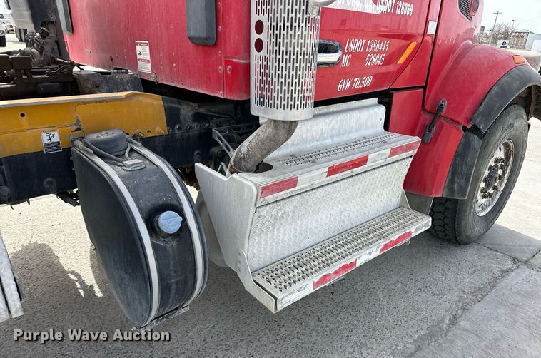 image for item DW5073 2019 Peterbilt 567 ready mix truck