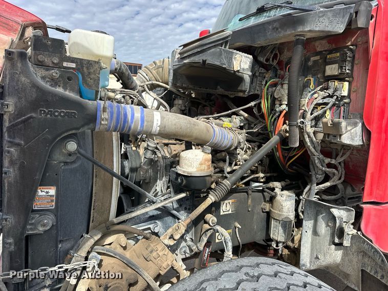 image for item DW5073 2019 Peterbilt 567 ready mix truck