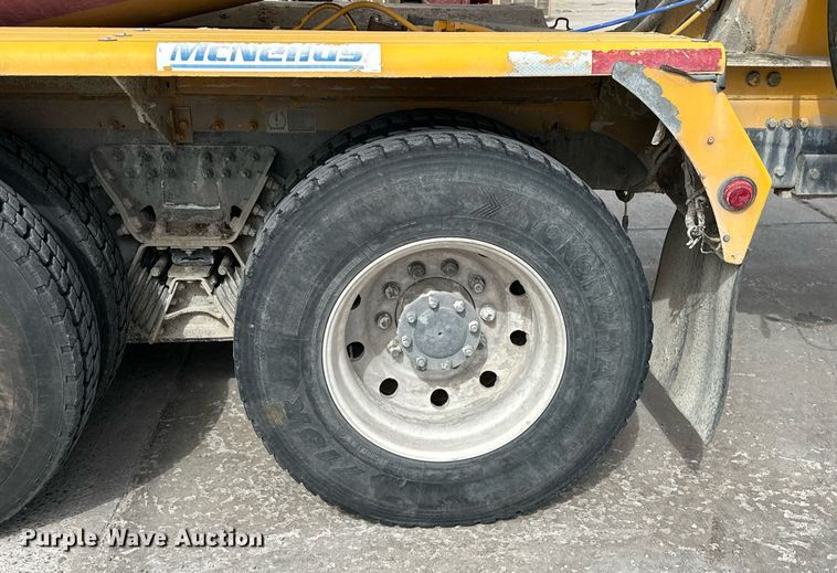 image for item DW5073 2019 Peterbilt 567 ready mix truck