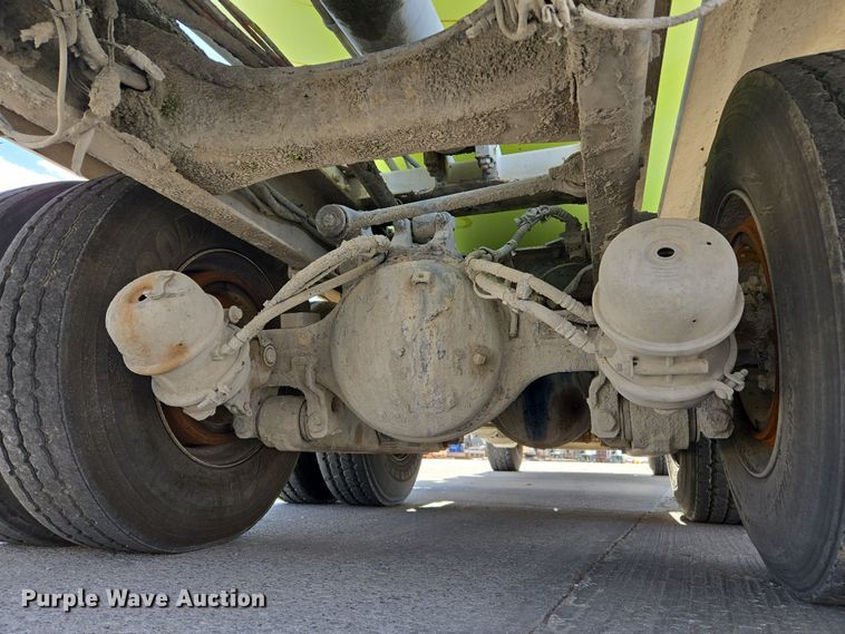 image for item DW5075 2017 Peterbilt 567 ready mix truck