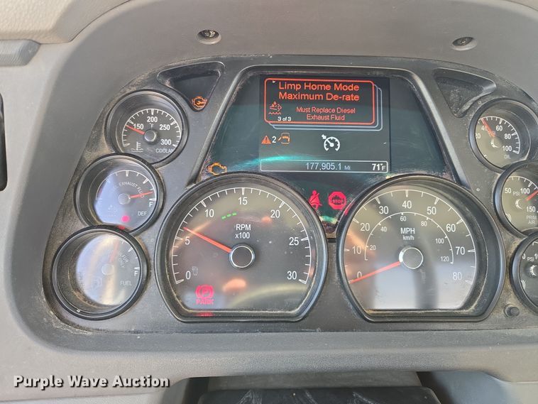 image for item DW5075 2017 Peterbilt 567 ready mix truck