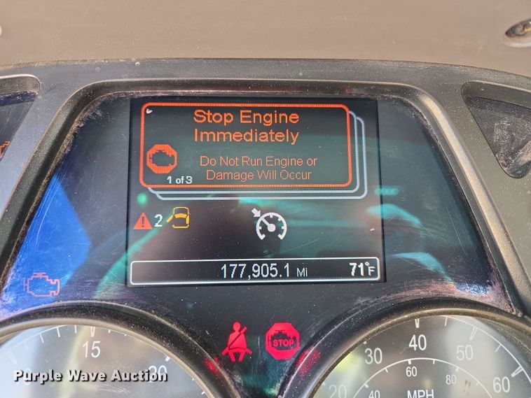 image for item DW5075 2017 Peterbilt 567 ready mix truck