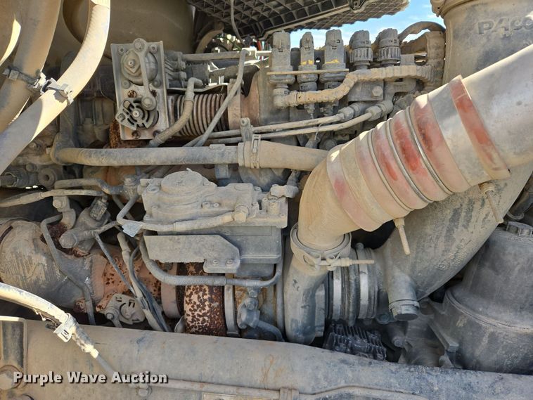 image for item DW5075 2017 Peterbilt 567 ready mix truck