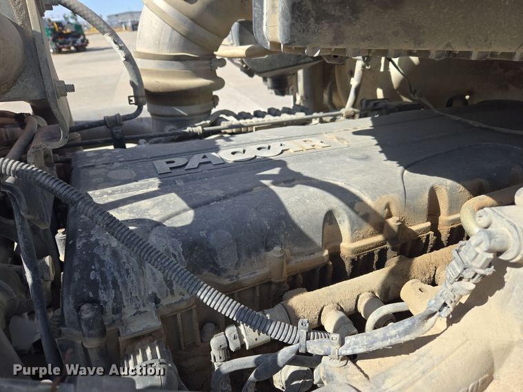 image for item DW5075 2017 Peterbilt 567 ready mix truck