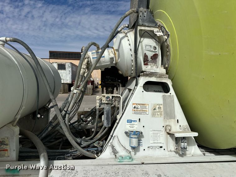 image for item DW5076 2018 Peterbilt 567 ready mix truck