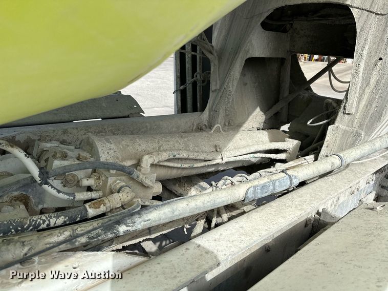 image for item DW5076 2018 Peterbilt 567 ready mix truck