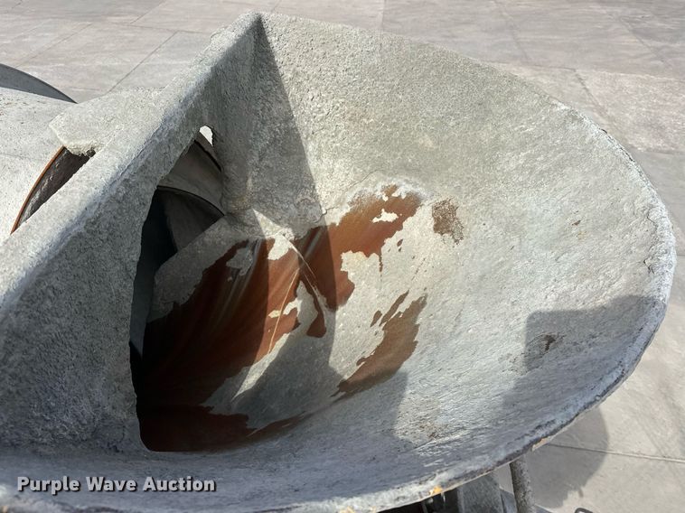 image for item DW5076 2018 Peterbilt 567 ready mix truck