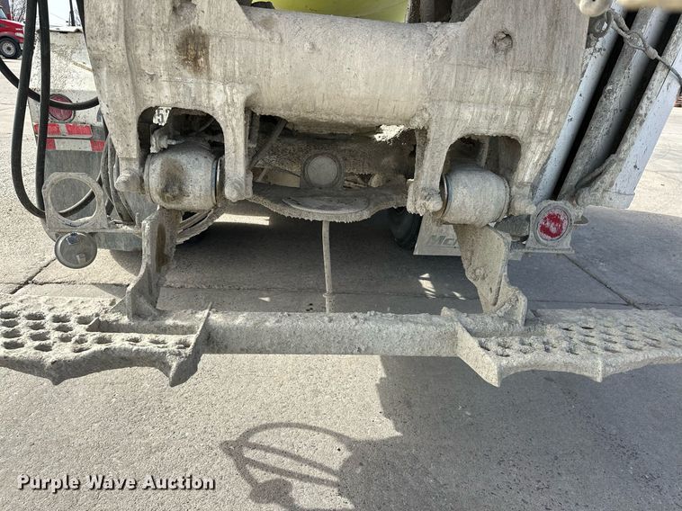 image for item DW5076 2018 Peterbilt 567 ready mix truck