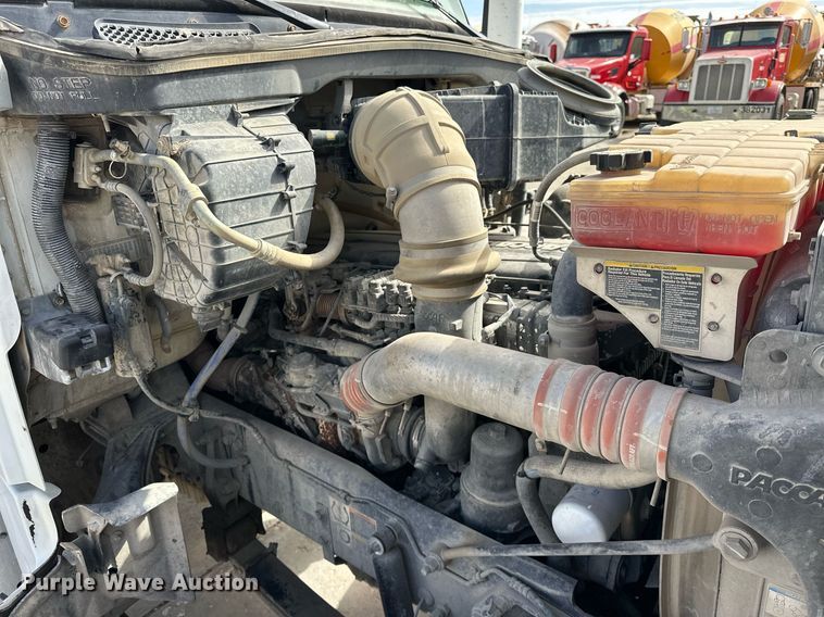 image for item DW5076 2018 Peterbilt 567 ready mix truck