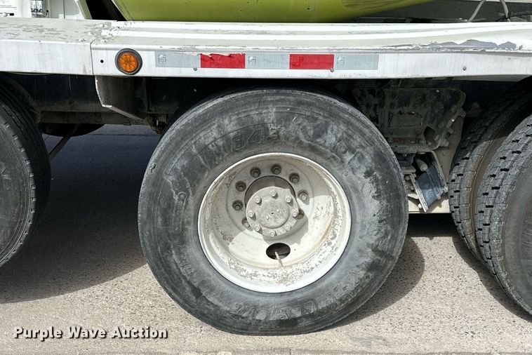 image for item DW5076 2018 Peterbilt 567 ready mix truck