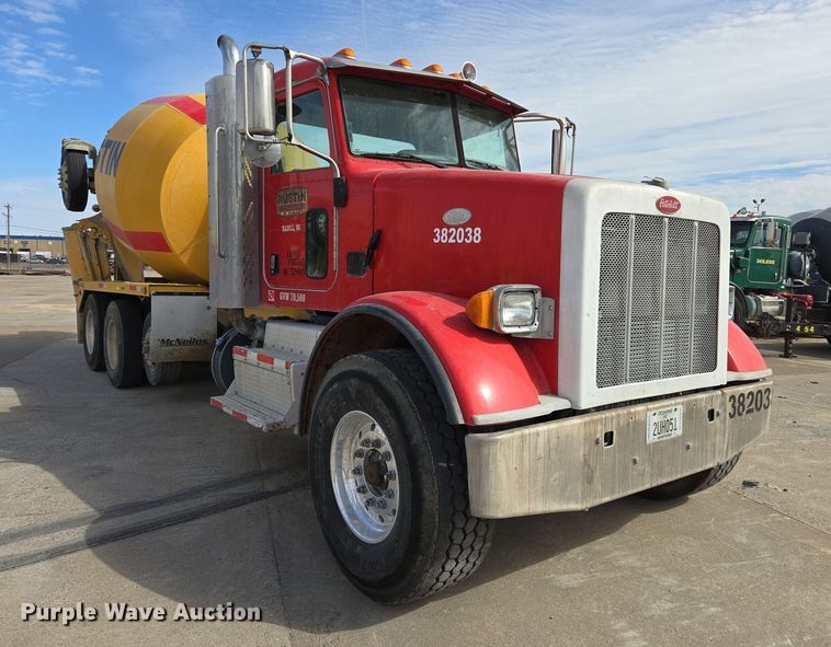 image for item DW5077 2014 Peterbilt 365 ready mix truck