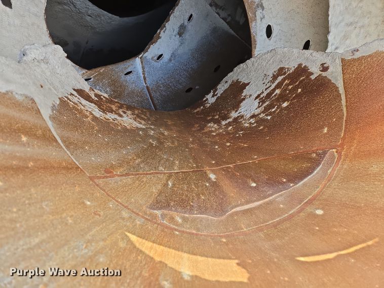 image for item DW5077 2014 Peterbilt 365 ready mix truck