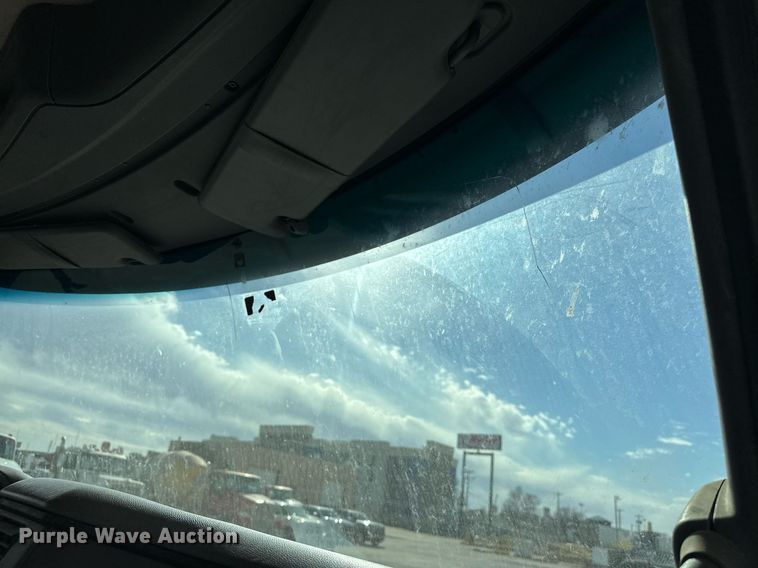 image for item DW5078 2017 Peterbilt 365 ready mix truck