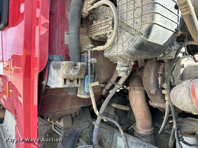 image for item DW5078 2017 Peterbilt 365 ready mix truck