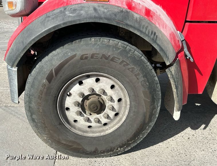 image for item DW5078 2017 Peterbilt 365 ready mix truck