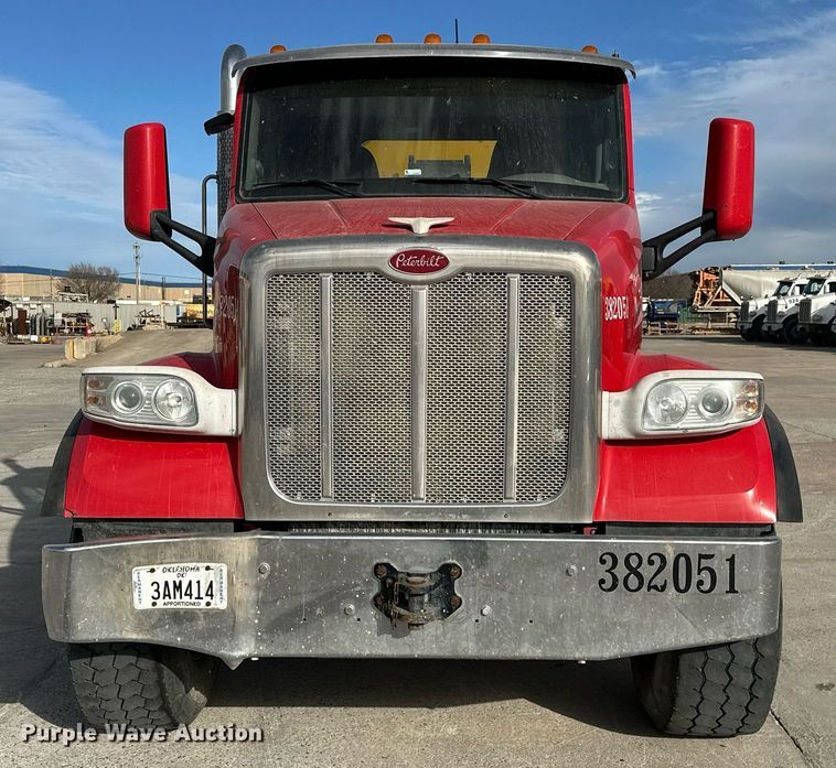 image for item DW5079 2017 Peterbilt 567 ready mix truck