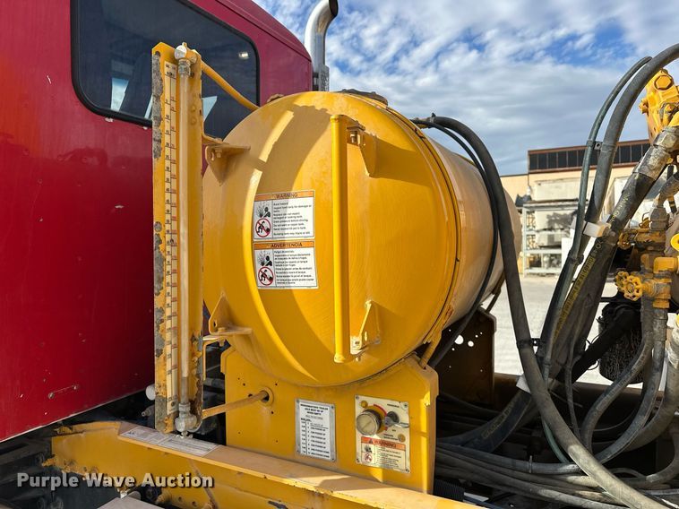 image for item DW5079 2017 Peterbilt 567 ready mix truck