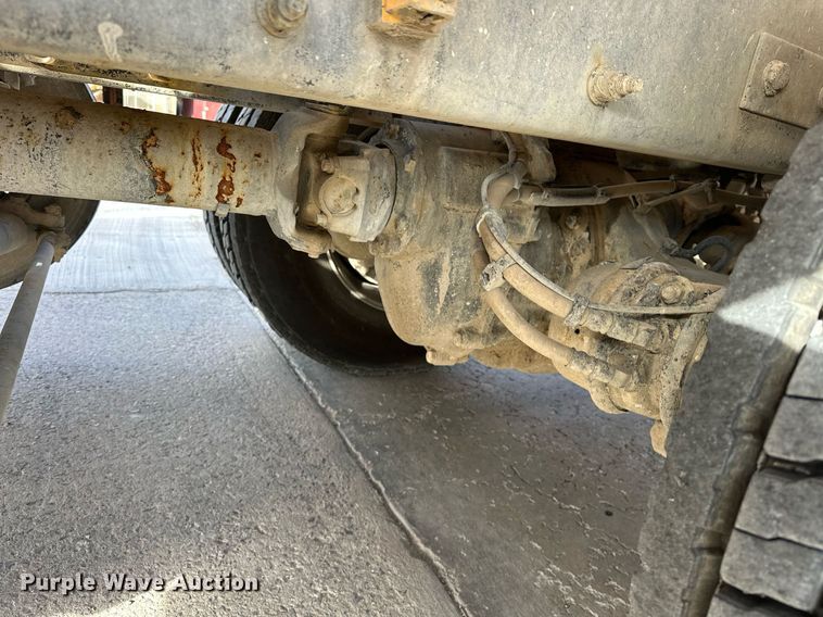 image for item DW5079 2017 Peterbilt 567 ready mix truck