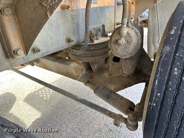 image for item DW5079 2017 Peterbilt 567 ready mix truck