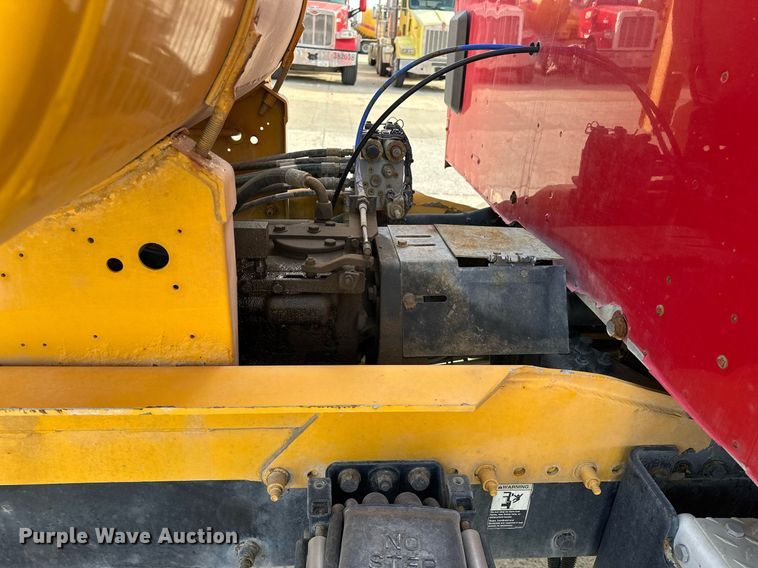 image for item DW5079 2017 Peterbilt 567 ready mix truck