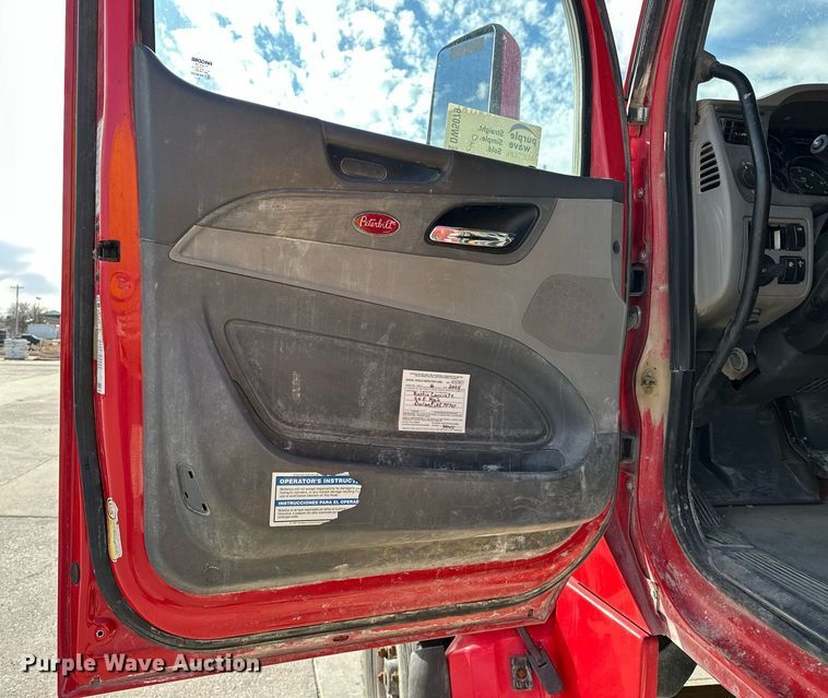 image for item DW5079 2017 Peterbilt 567 ready mix truck