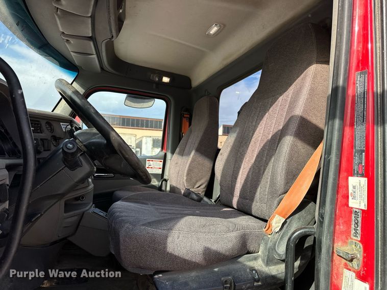 image for item DW5079 2017 Peterbilt 567 ready mix truck