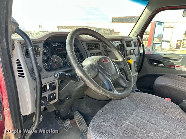 image for item DW5079 2017 Peterbilt 567 ready mix truck