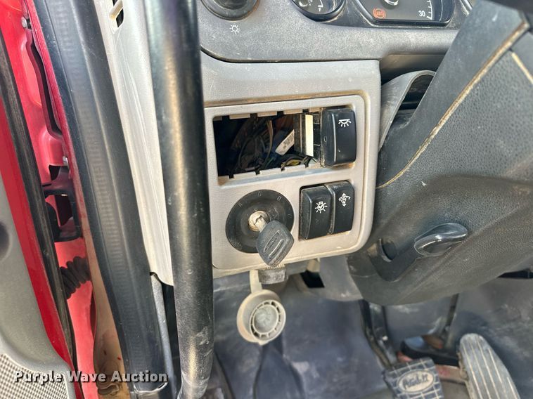 image for item DW5079 2017 Peterbilt 567 ready mix truck