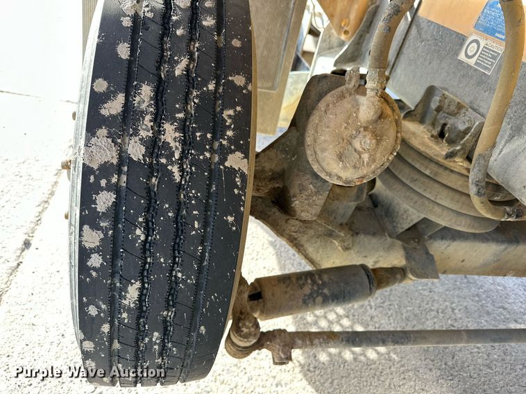 image for item DW5079 2017 Peterbilt 567 ready mix truck