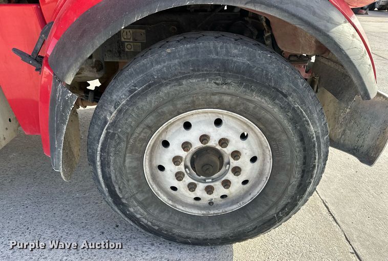 image for item DW5079 2017 Peterbilt 567 ready mix truck