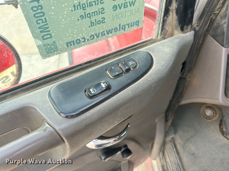 image for item DW5081 2014 Peterbilt 365 ready mix truck